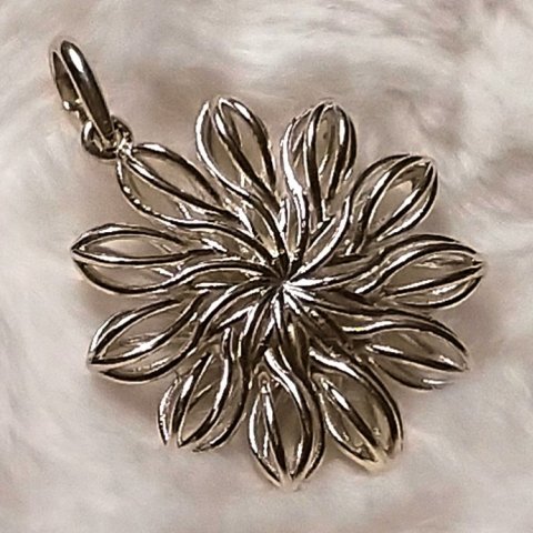 Aurora Silver Pendant - rounded Aurora